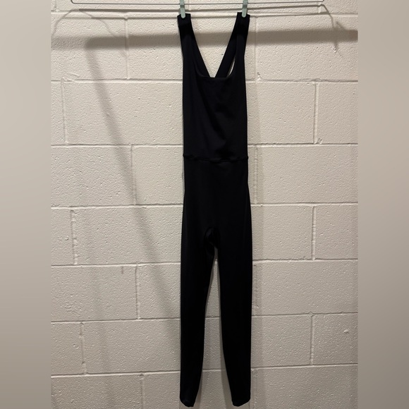 The Unitard - Picture 4 of 4